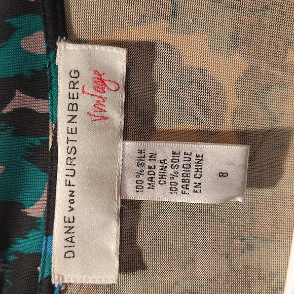 Diane Von Furstenberg Vintage And The Evolution Of The Wrap Silk Dress. SZ 8 - Picture 7 of 7